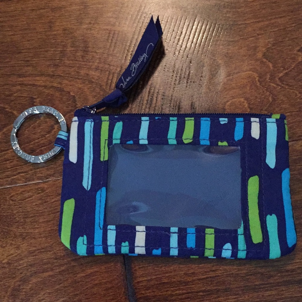 Brand new without tags Vera Bradley zip coin purse